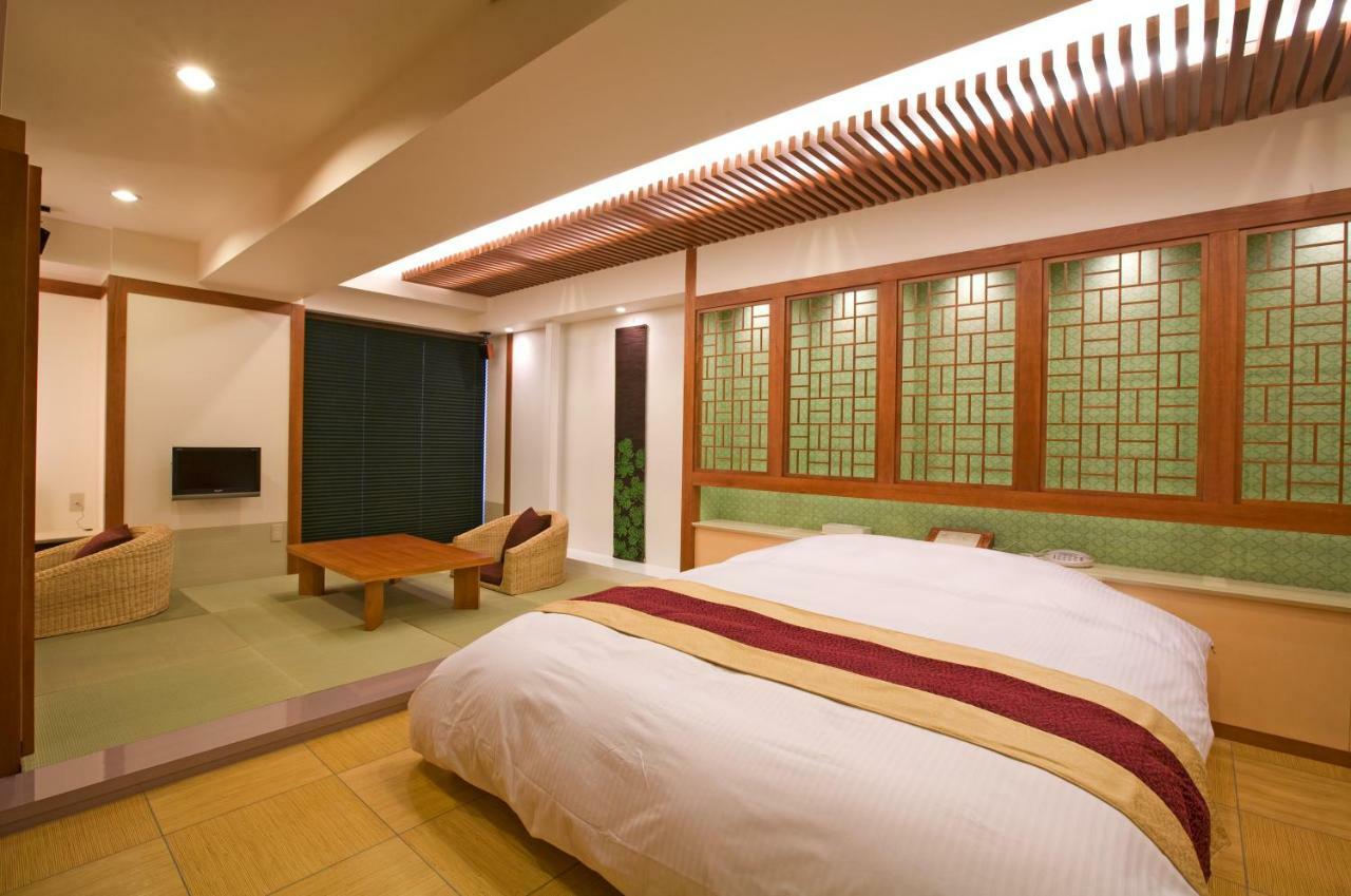 Hotel Bintang Pari Resort (Adults Only) Kobe Buitenkant foto